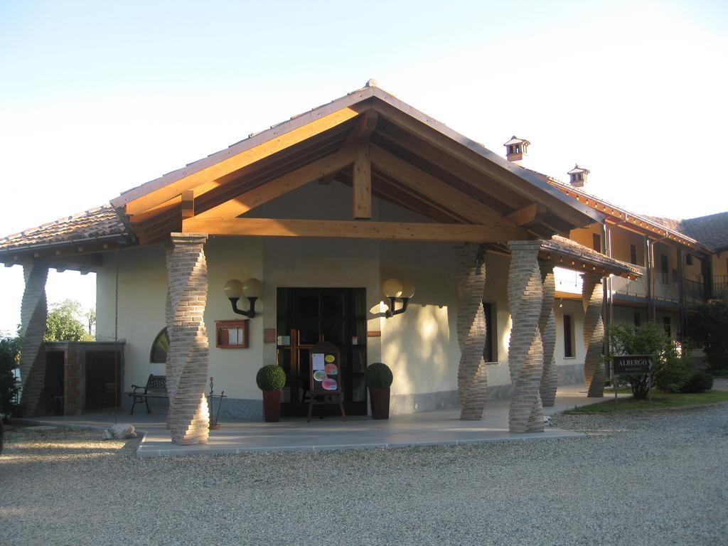 Albergo Giardino Sannazzaro de' Burgondi Exterior photo